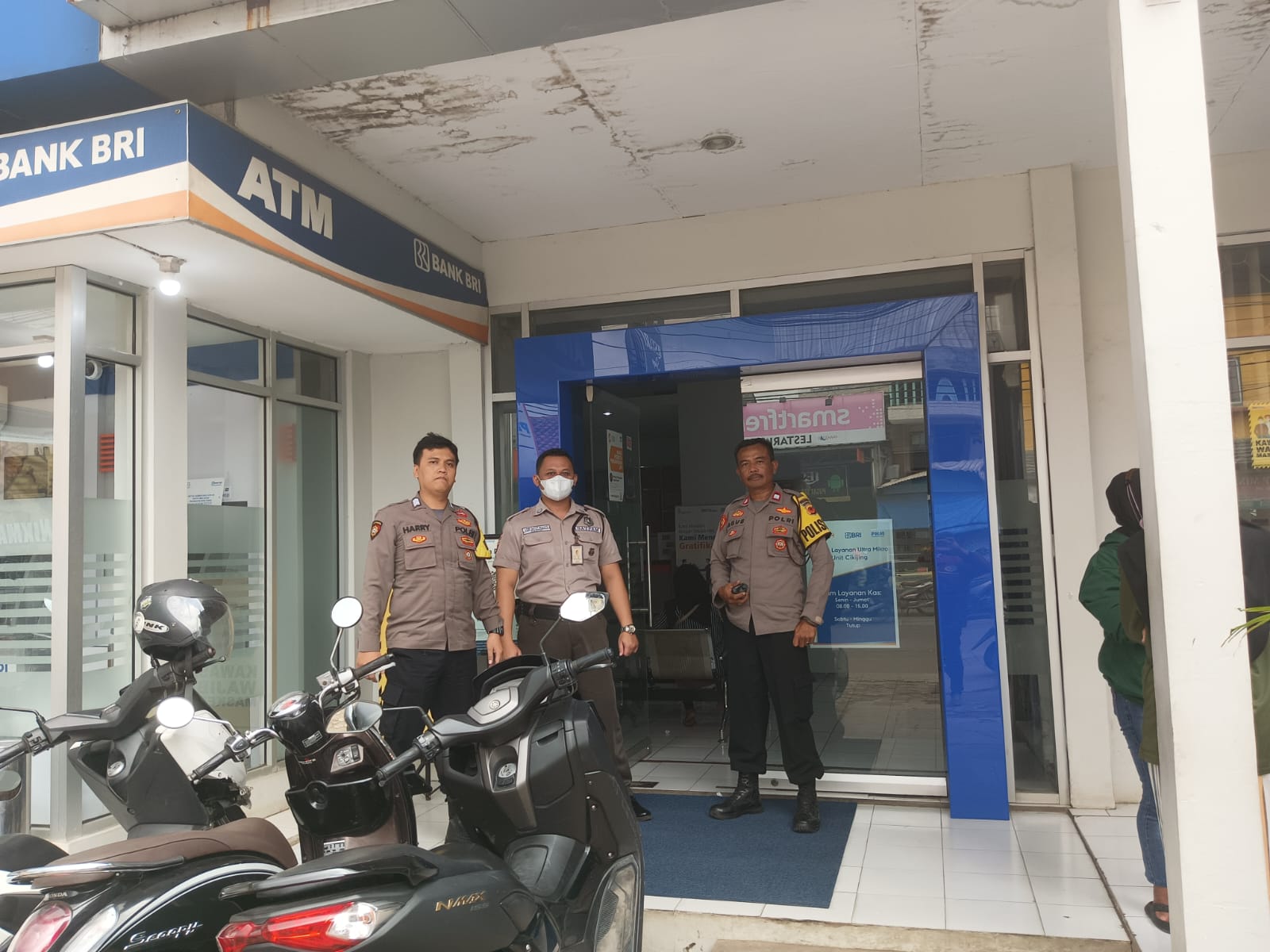 1cffb346-c17a-4e37-8878-e425bb3c00ca