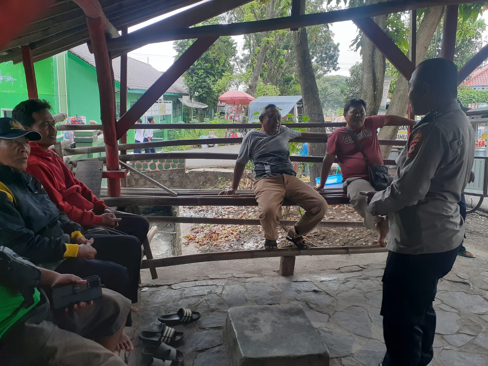 3f058785-1e9f-4a3b-943f-6979627e315c