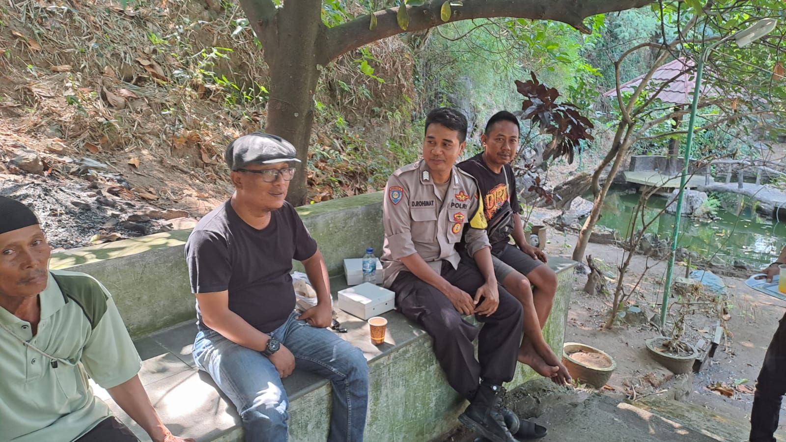 e7f30e10-aad8-486a-adba-7ed2921d59d0