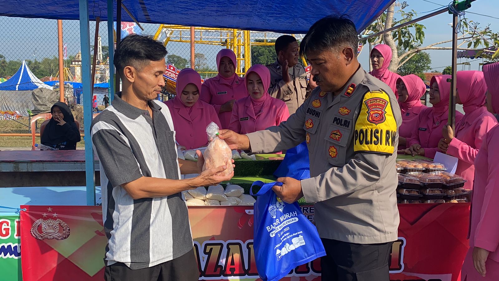 2abc9fa7-8d82-4573-8551-c2d7b567f752