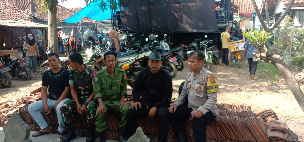 31a84c9f-beea-4b8c-8c01-5e696d99571f