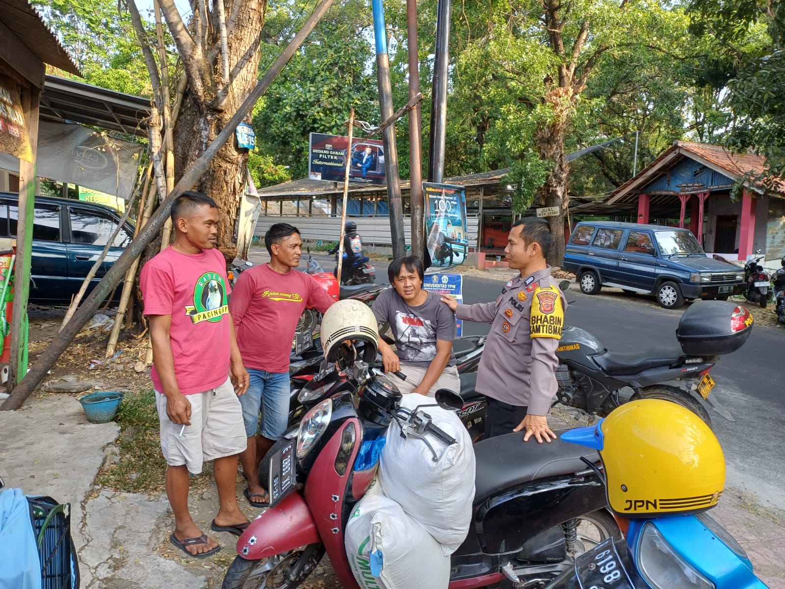 7ab30f9e-d20a-4448-b248-5e774bde2894