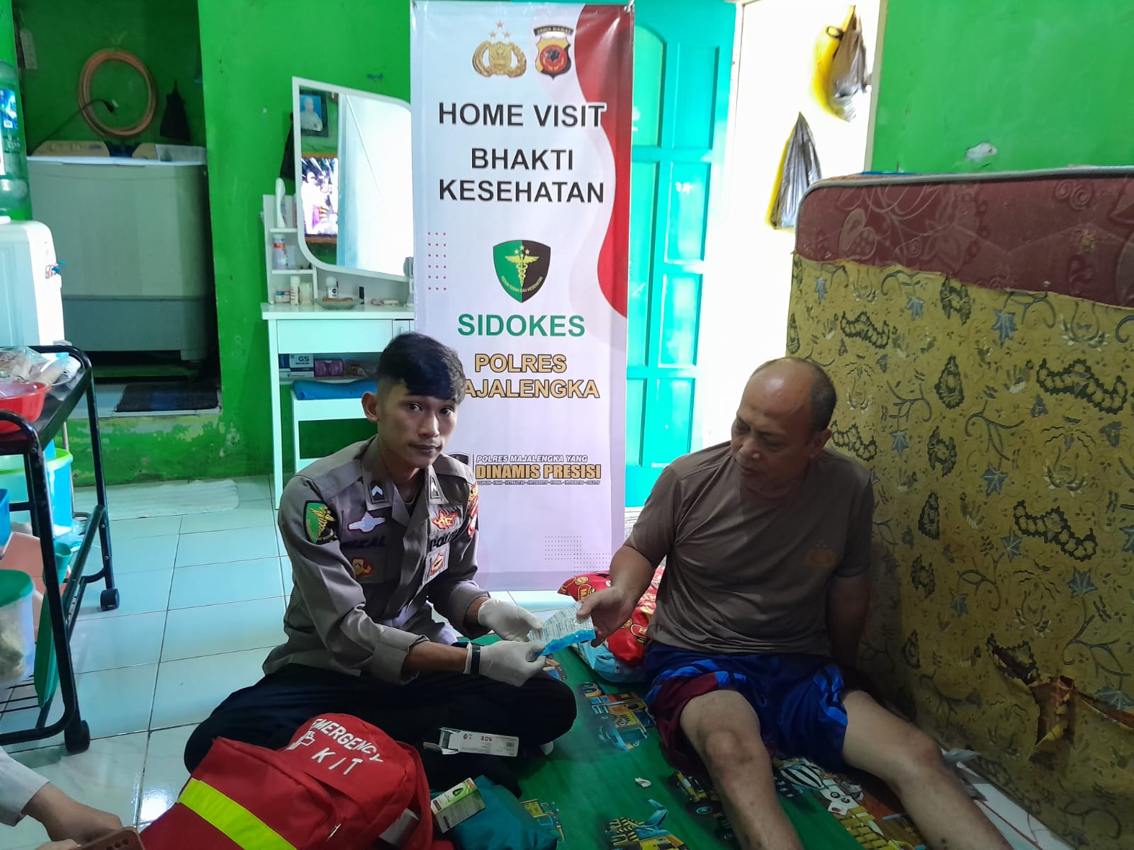 f15efc1f-0510-4563-a103-59c647736e9d