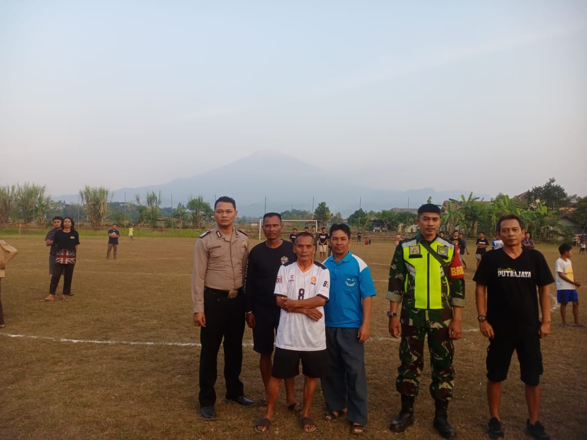 13a78cad-fc4b-448b-abcc-ffb58812cece