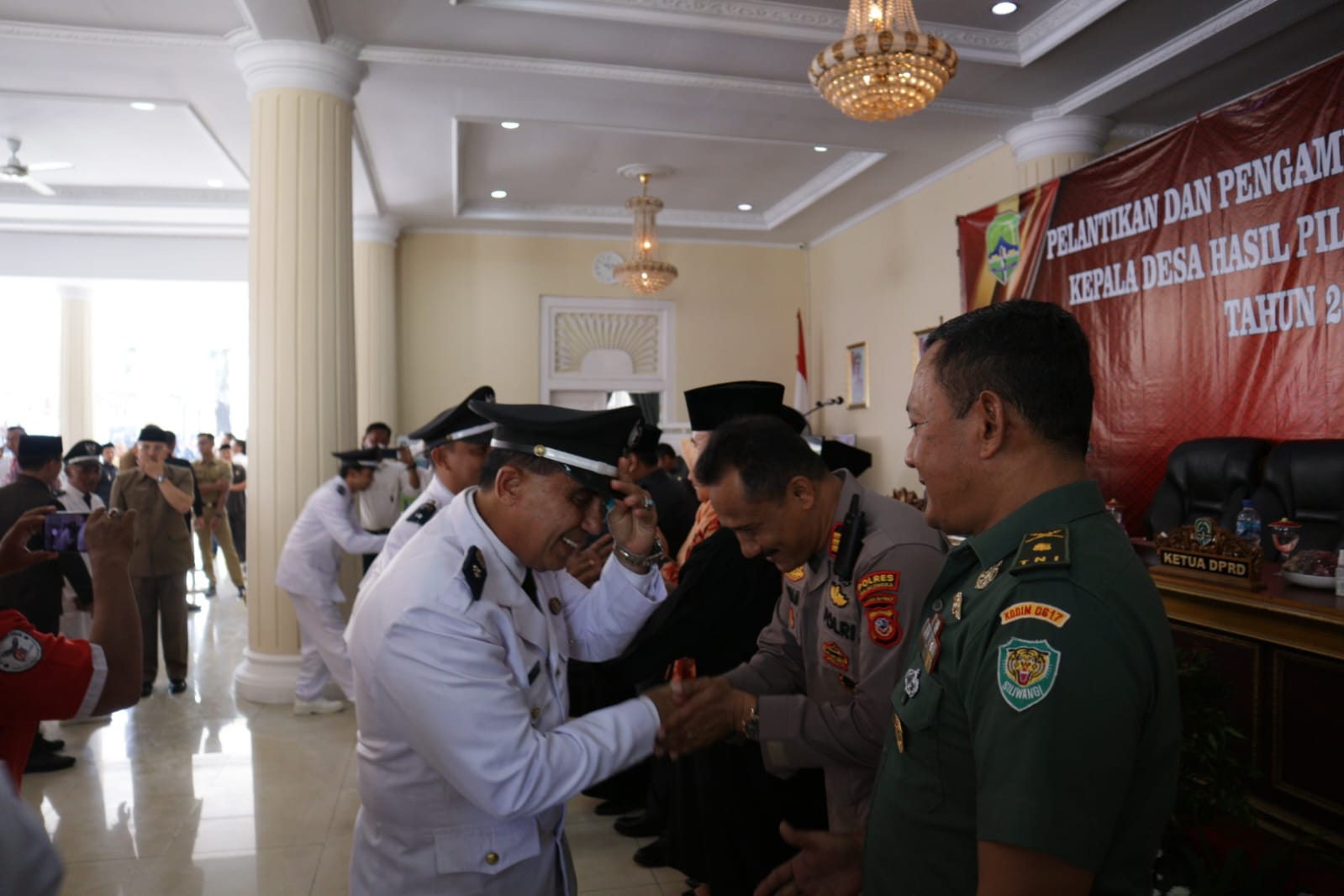 c023ec00-15e5-42d3-842d-a11bf774793c