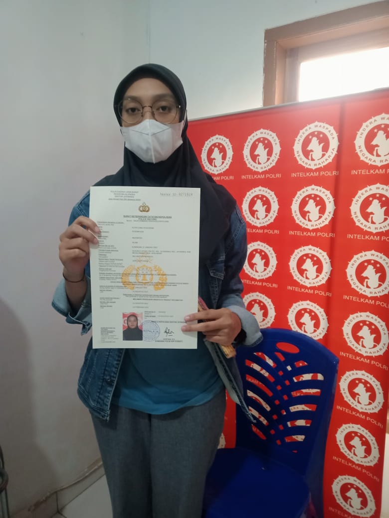 c1747329-20d2-40de-88c7-b4fecd734e15