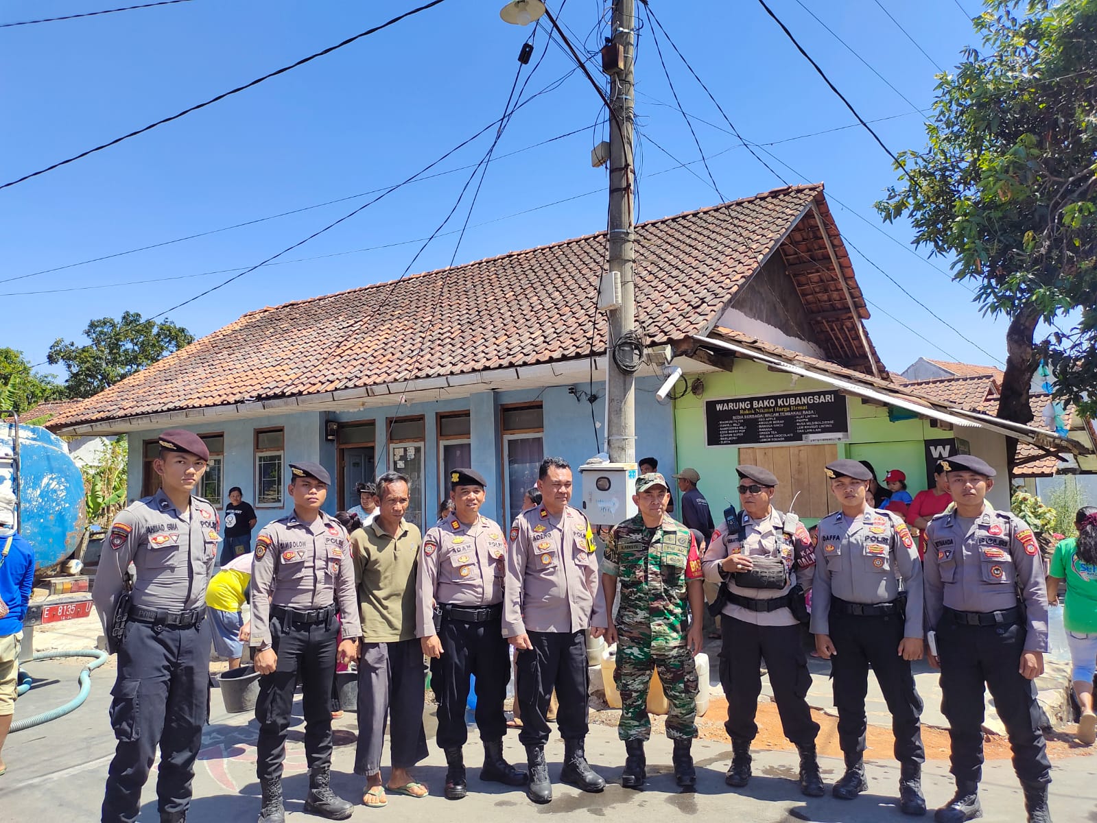 240d239b-6e82-42f5-9e0d-9a2f995eafcb