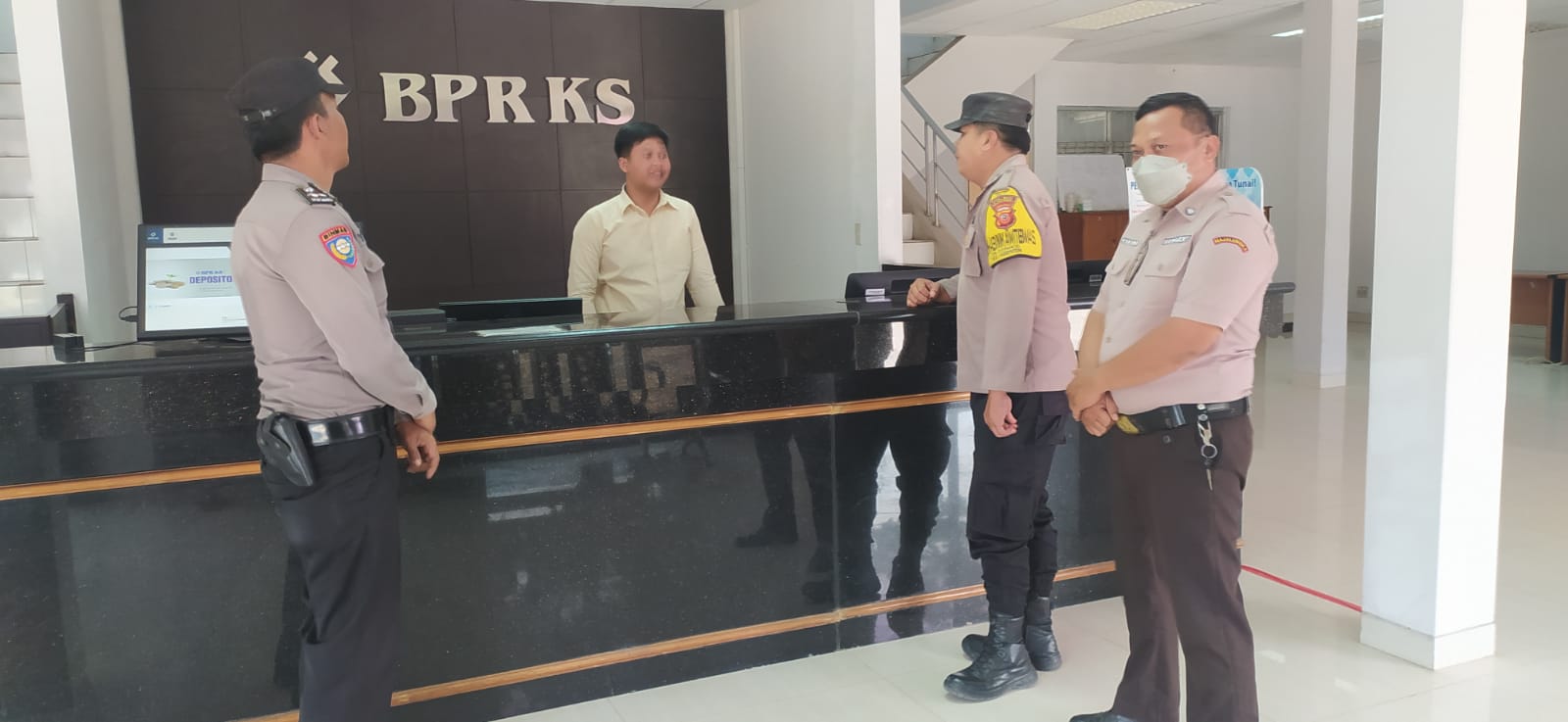 44b15d86-6e07-4859-bc6b-66ddd47d1095