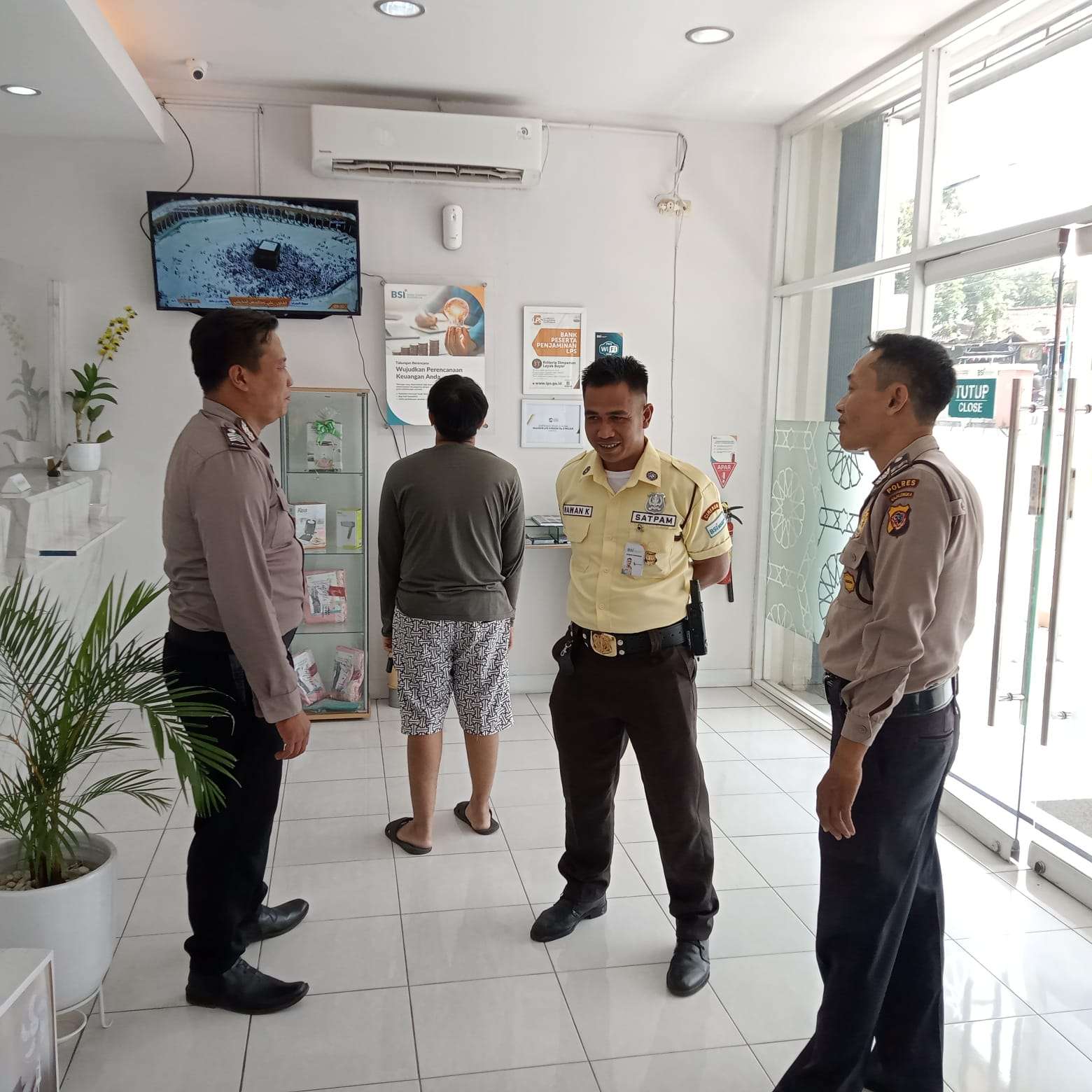 52daa25e-80dd-4790-9649-9e345275a35e