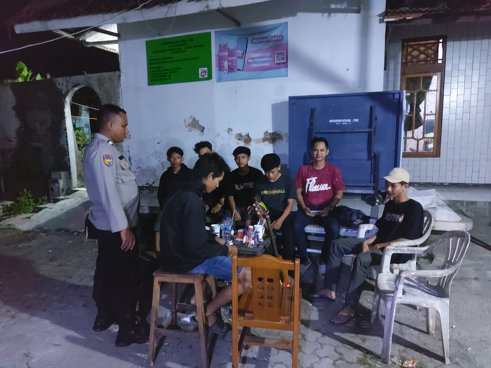 5b8042de-230a-4e6e-aeb6-e7ace5ea407c