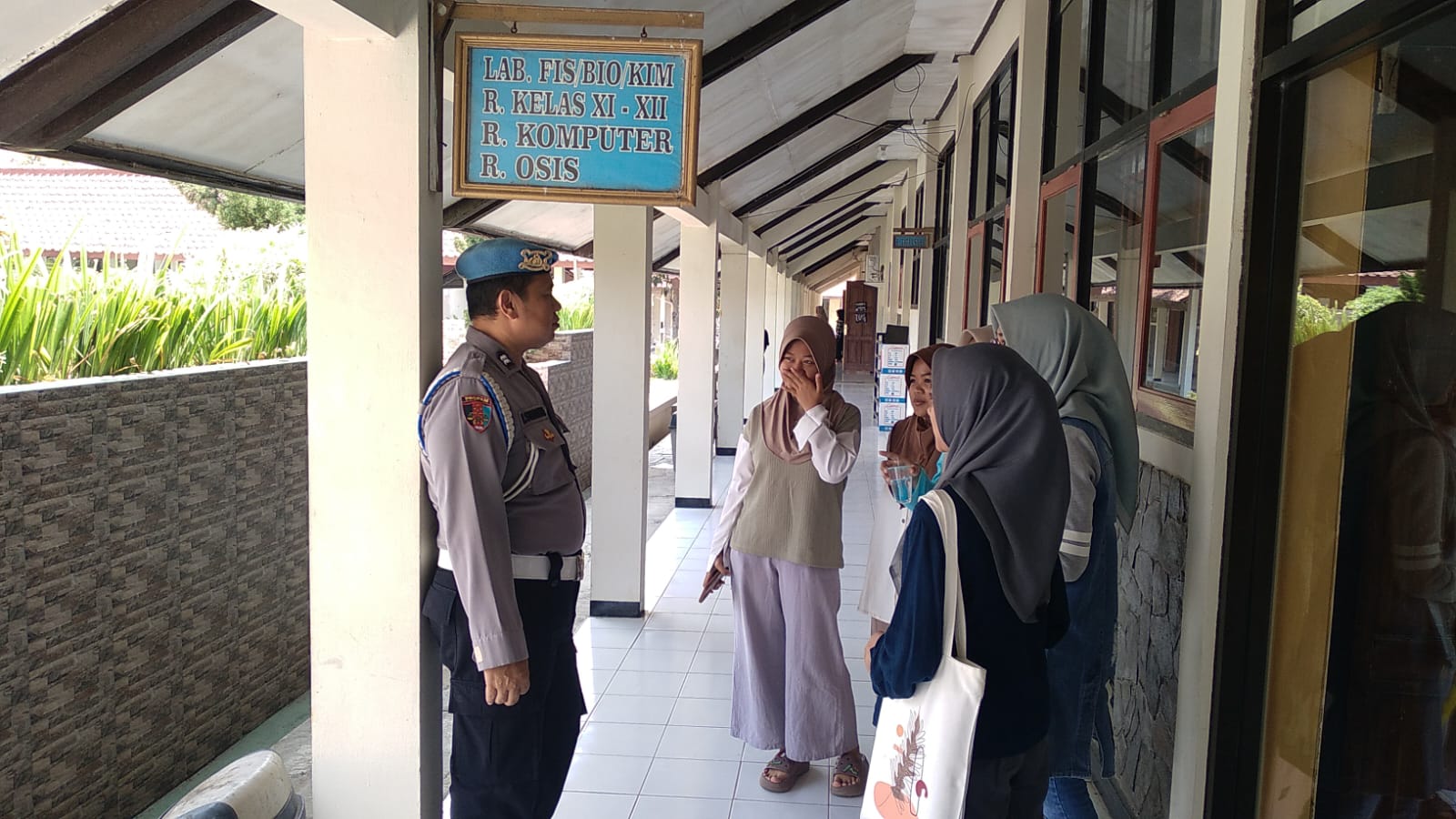 66752eba-0dc4-41d3-bd5f-3206519c4c1d