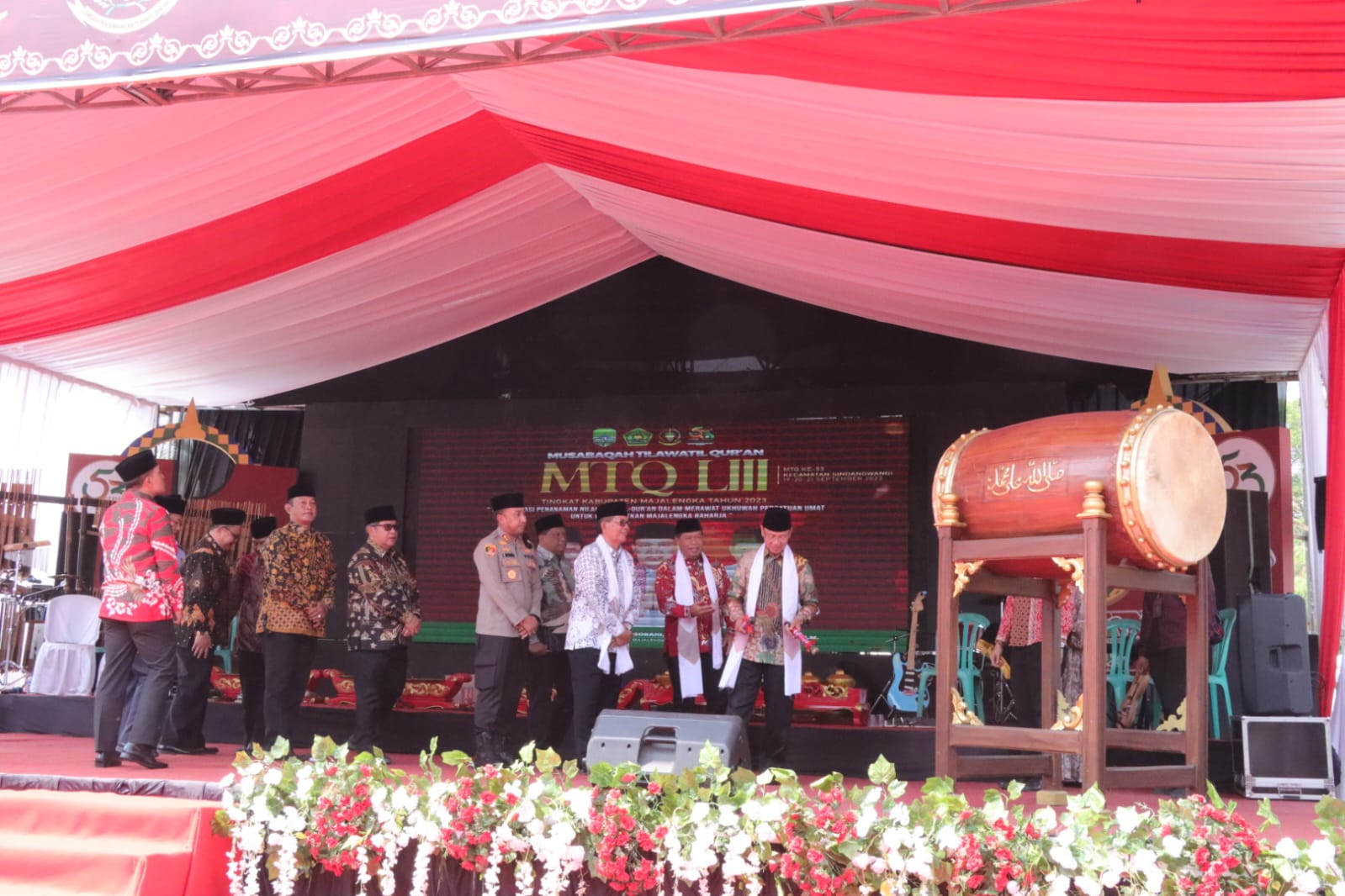 683c2ae5-bed5-4d25-bccf-f657f90446e5