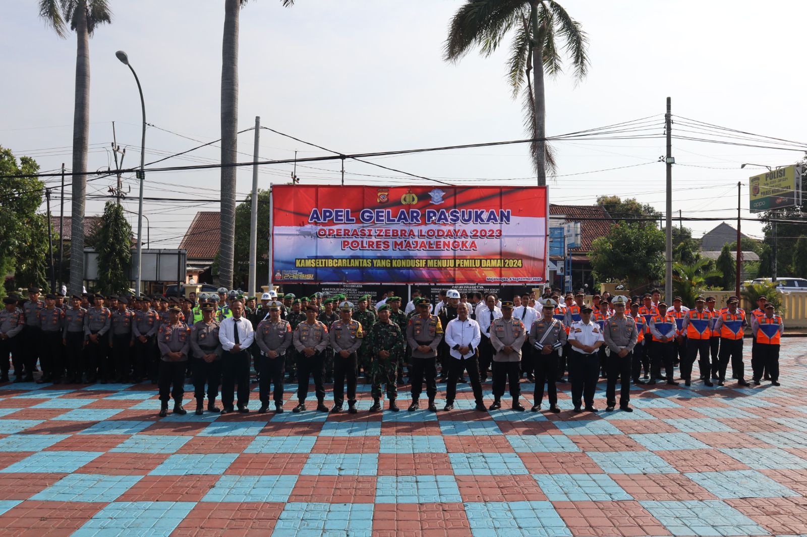 7a90763a-3c3b-4335-bdf2-4581a783bda2