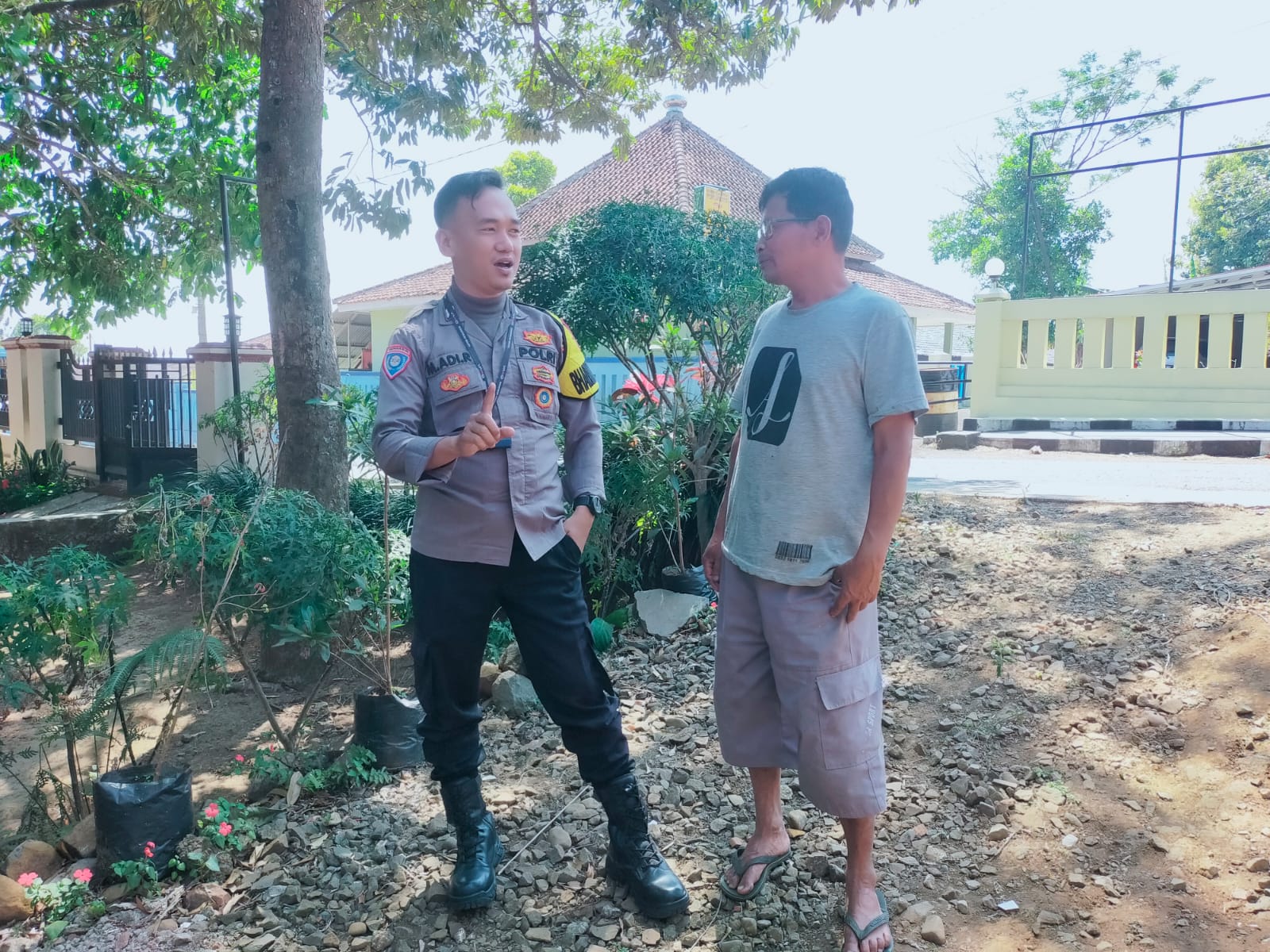 e7efe4fd-168e-442a-8d95-519ae2538e9b