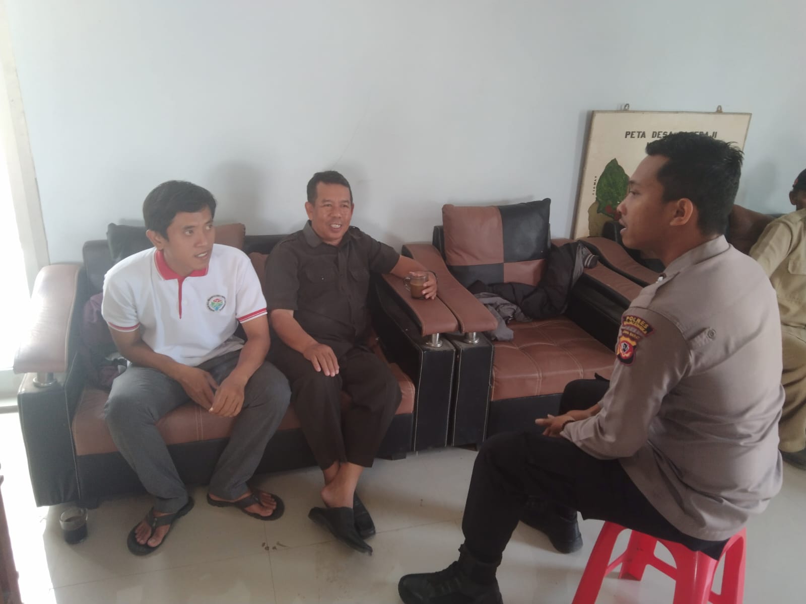 fdebe8b6-adeb-41b8-9230-c737d322fe20