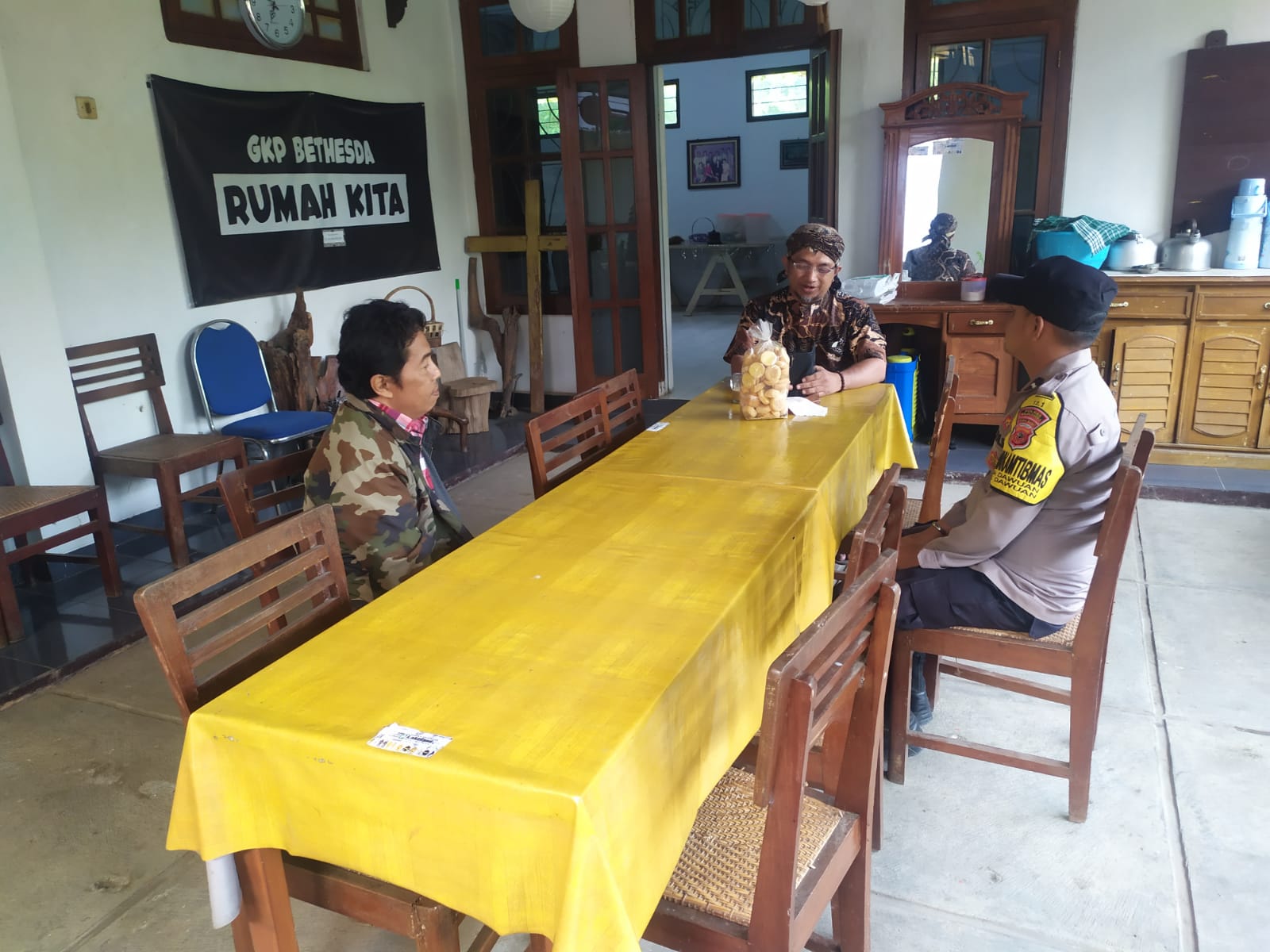 2fbe5307-8d55-4c54-8c5a-1c7979a9dfcc