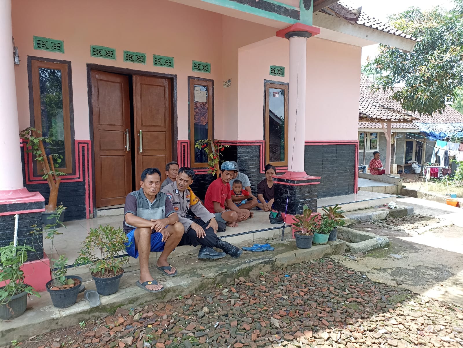 8d97729e-74ff-42ae-b6fd-f48b512fe3c0