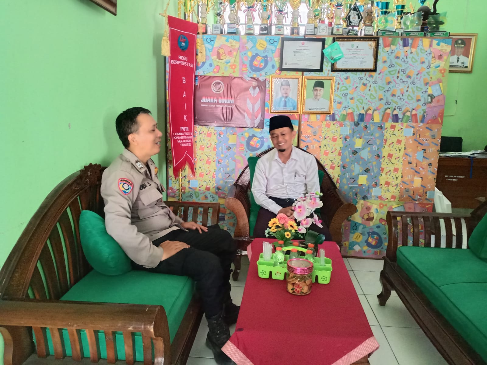 8ef6aae0-b36c-4120-bf05-f230074a4d47