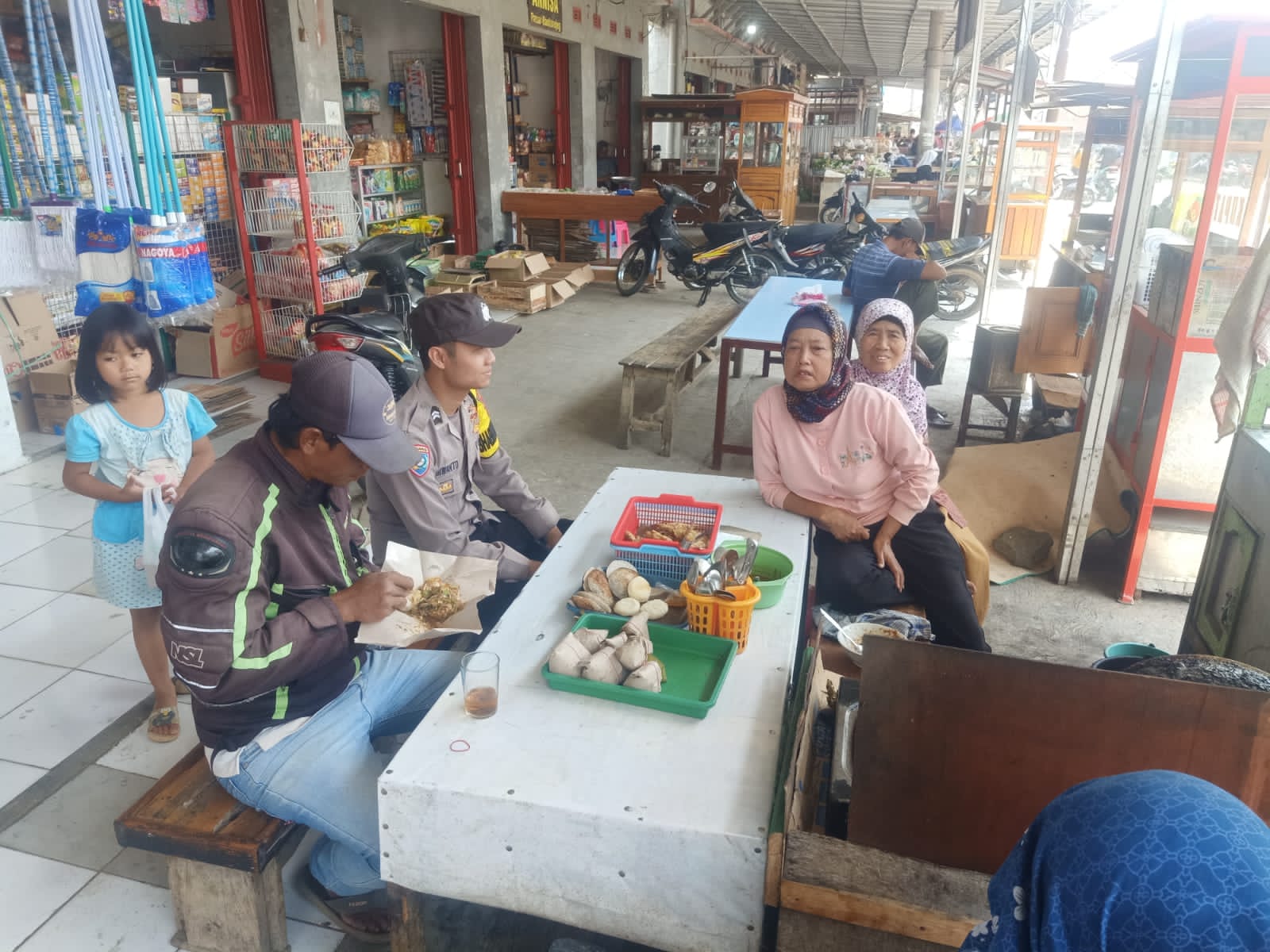 cbed93a6-6747-4fc2-9efb-0395fcbf9763