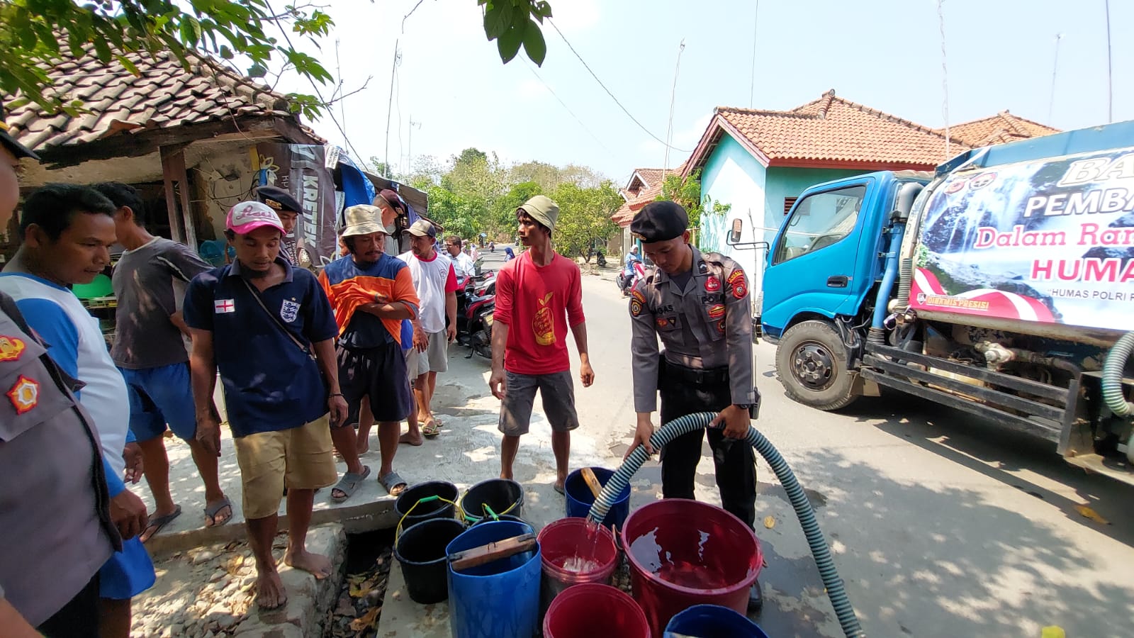 e23bbdc7-9968-4a0c-a147-147363708035