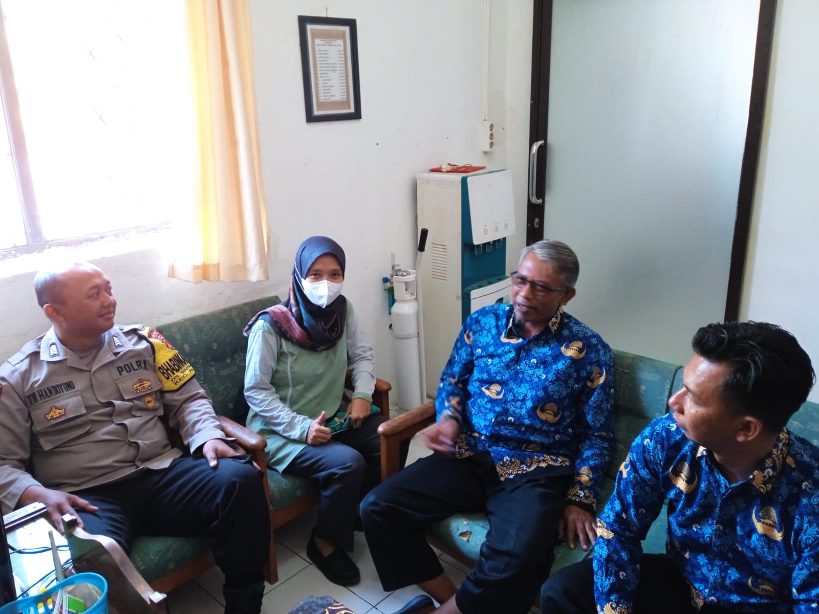 e7226eff-15f6-4374-ada2-2783487e82b6