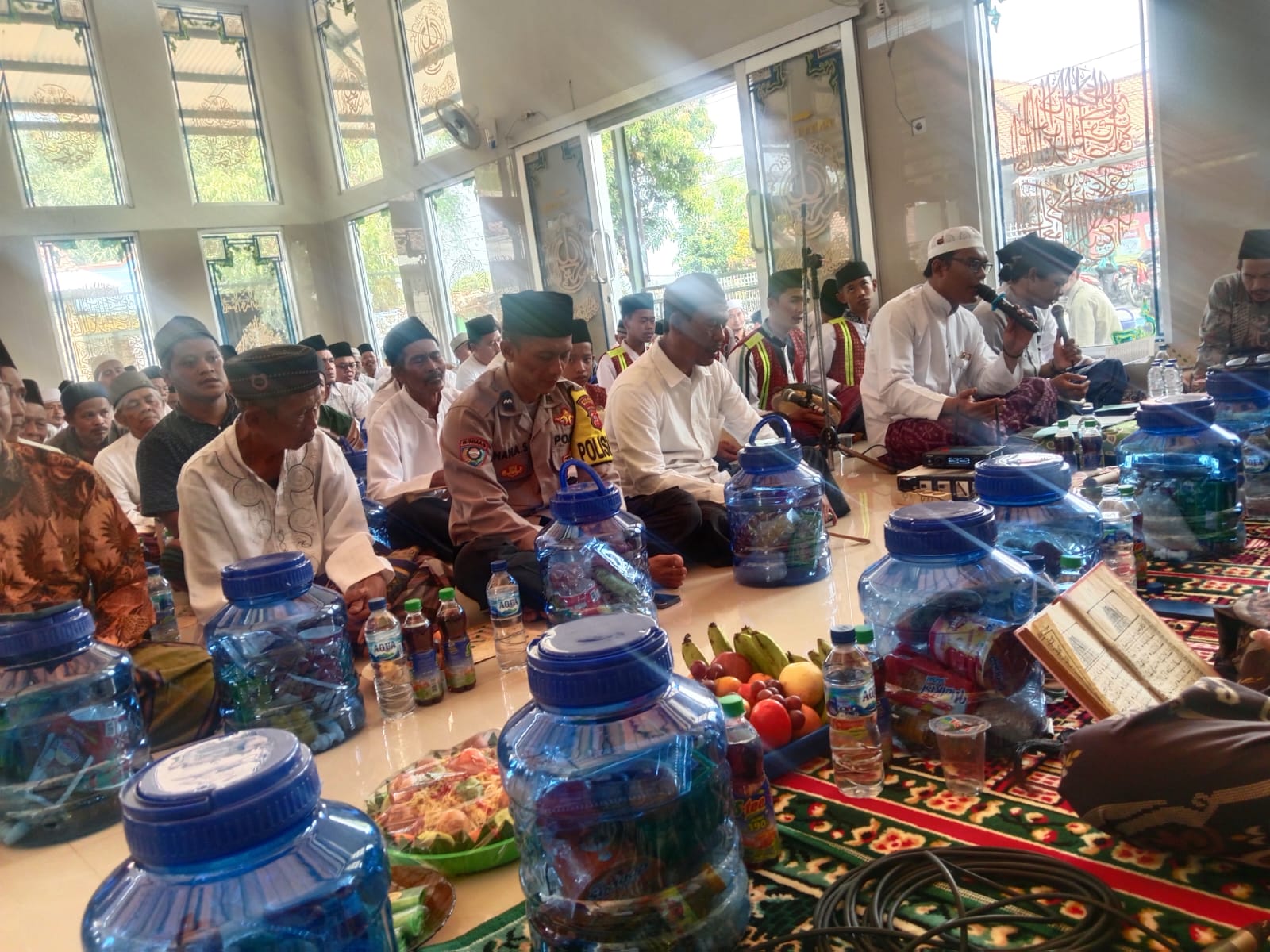 eeee135a-6f14-4dca-b9a5-b10eda367748