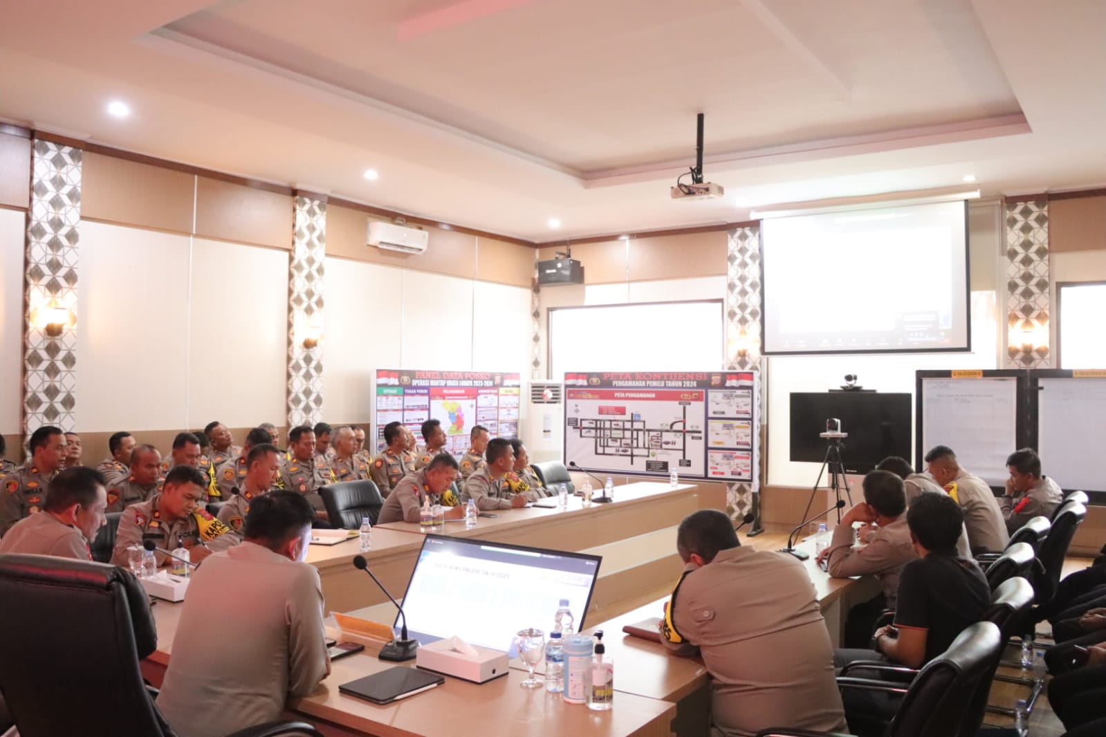 29ec05a7-4ff7-46db-92b8-4f0cb931957e