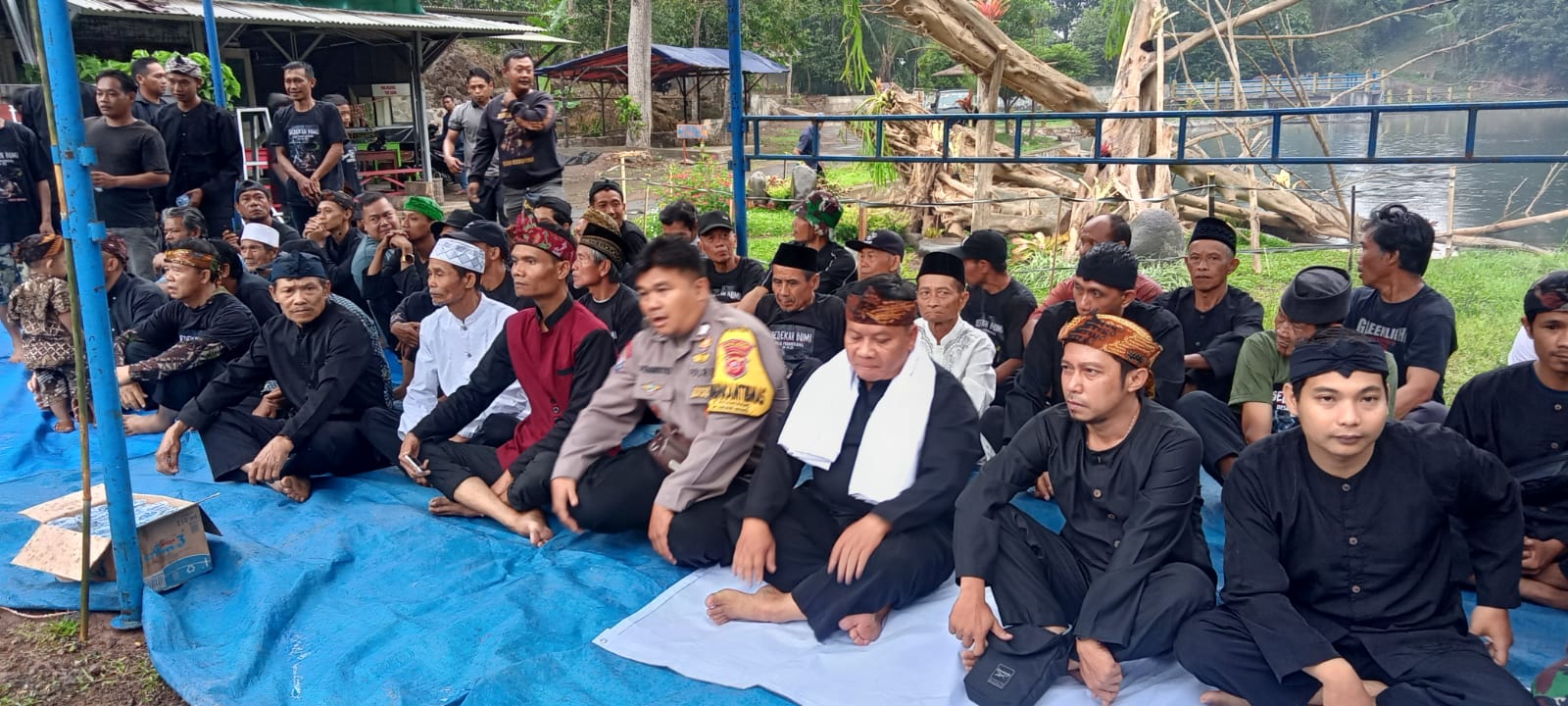 41dbc8a7-6efa-4158-83fb-72fa77677040