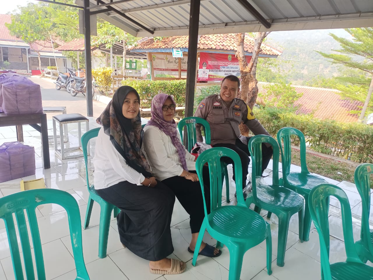 8fdc5d8a-fdfb-4bd9-bb2e-77c8a0bf687f