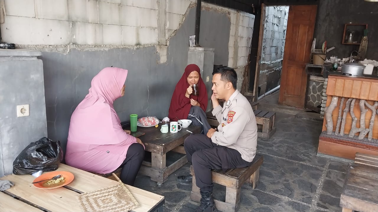 a8960925-c909-4099-ad10-9dbb3866ecc2