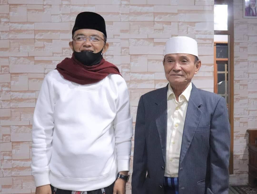 KH. Maman Imanulhaq bersama Buya Syakur