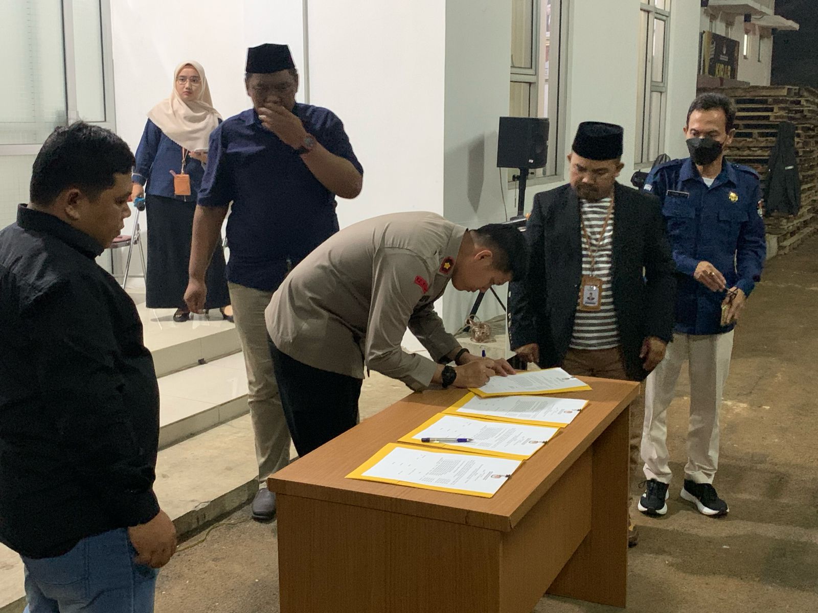 924e2d7c-a889-438c-a074-b2a84dccbecf