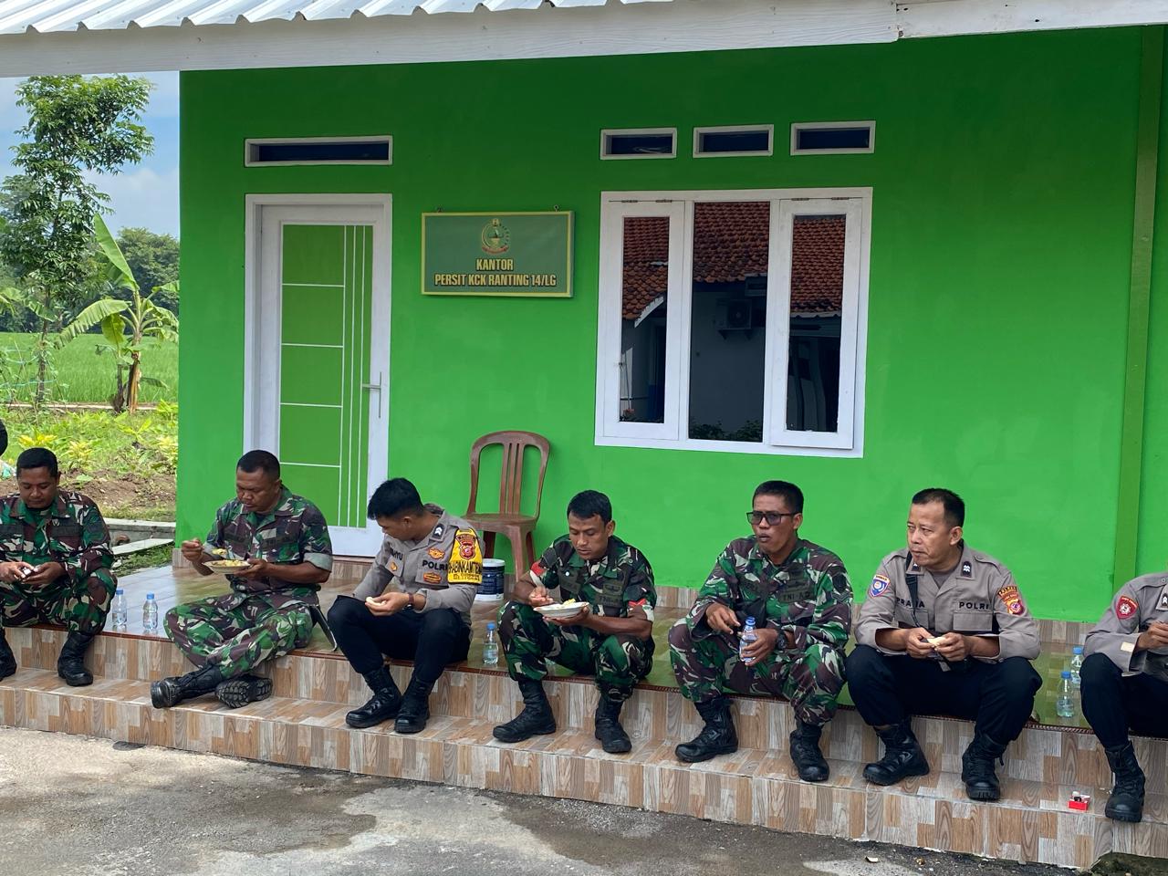 94f72730-37c2-4d31-a740-92e90f2c500d