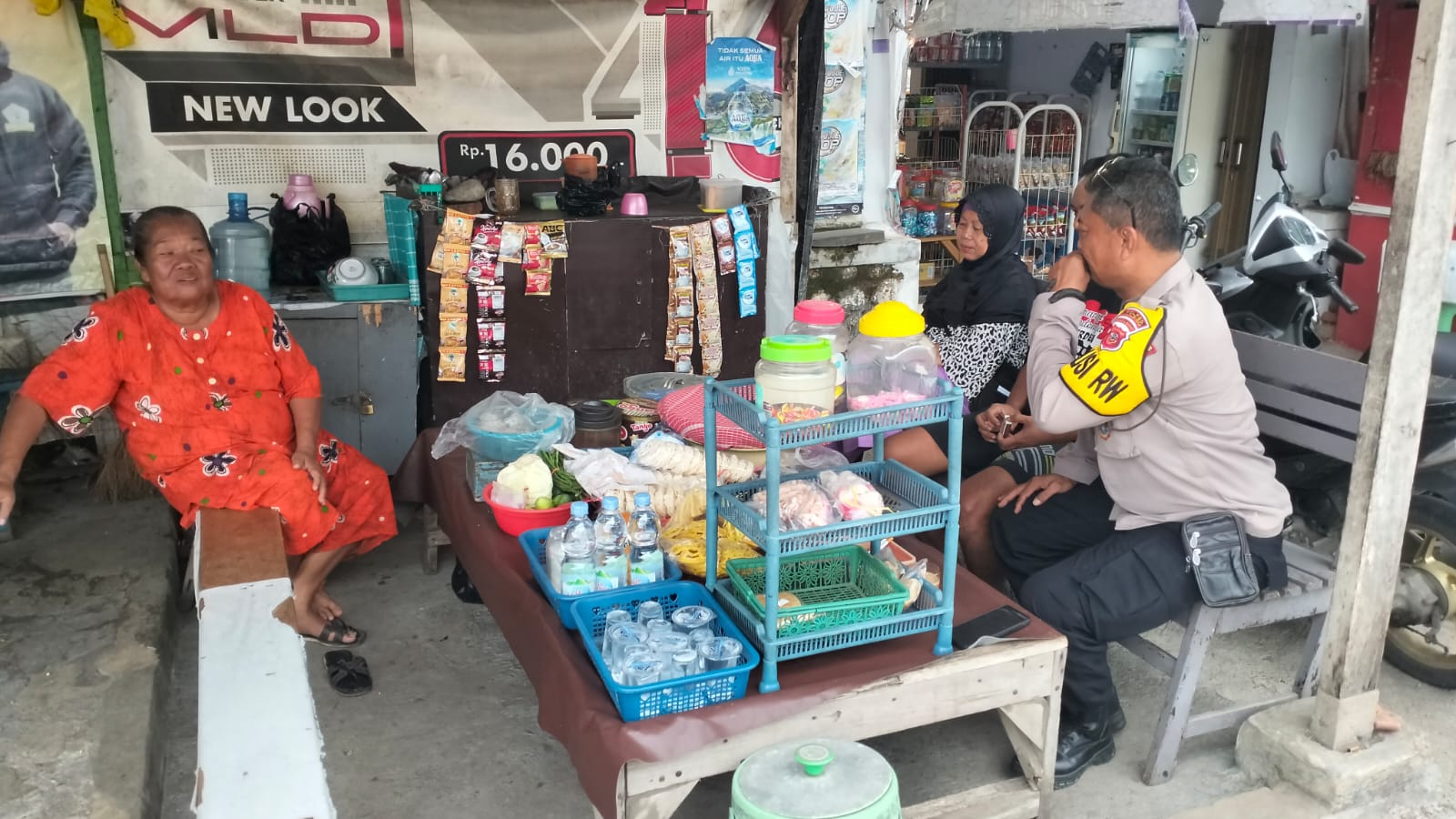 e679b773-ac66-4deb-91f3-1de01fe9b1f5