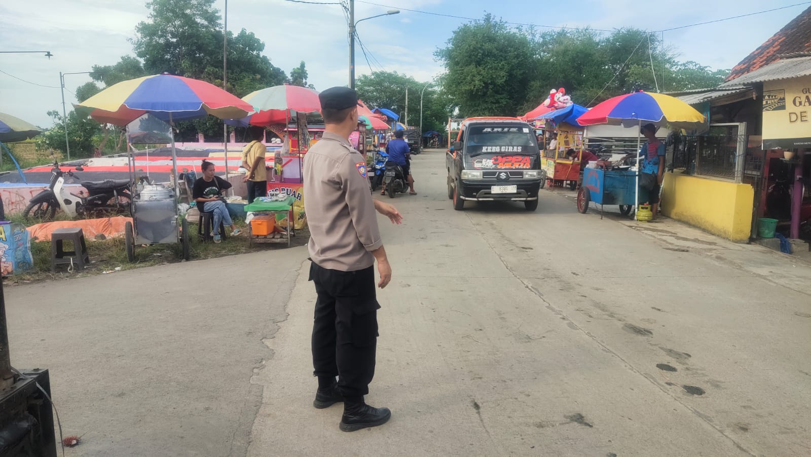 9490b535-07d2-4e38-8747-a8e5b3338709