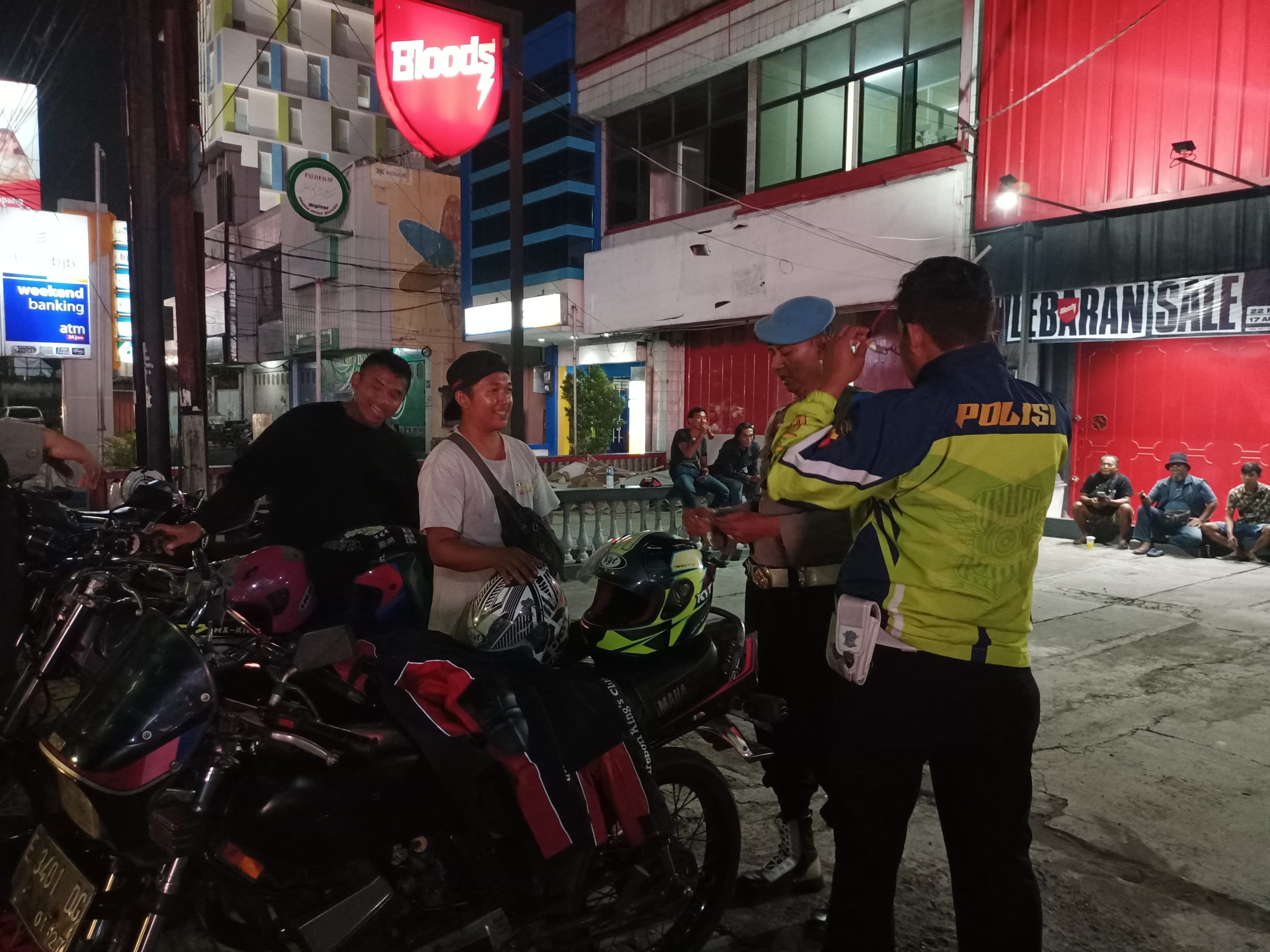 WhatsApp Image 2024-04-01 at 08.35.29