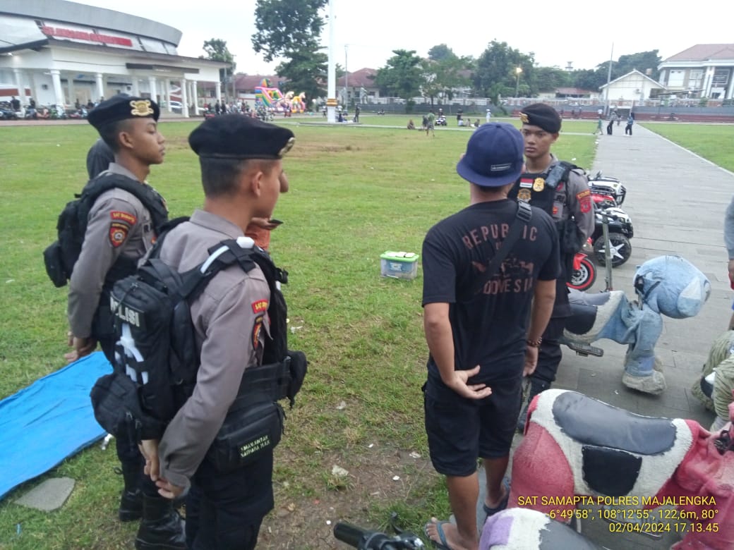 c7b8ff11-d9d6-407d-af8e-fe0921fad247