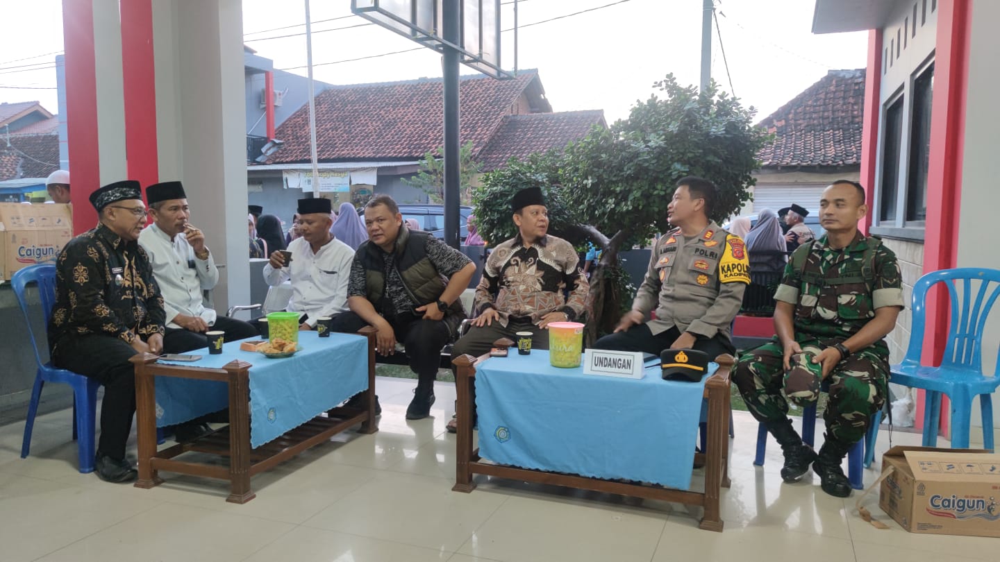 6b04e539-99aa-4049-a8fe-66255cd7a136