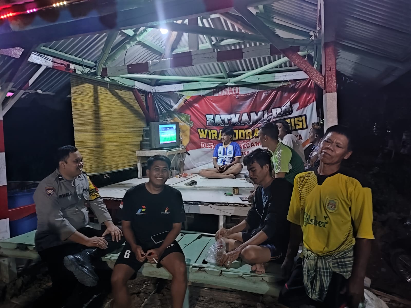 042b771b-2d73-495c-a18f-73cfbe3a227b