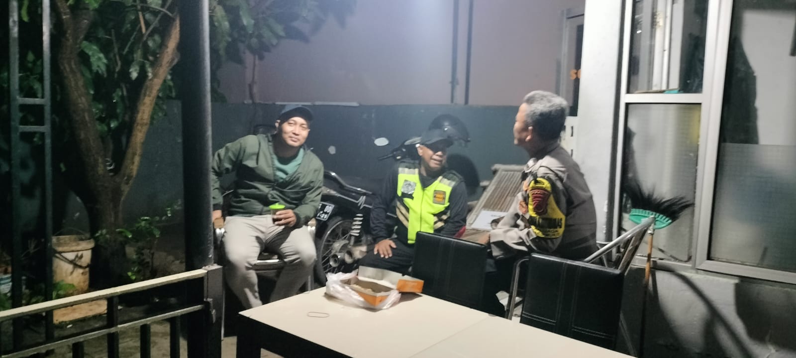 45cbef42-9b77-4d4d-b159-d4118f5e6b91