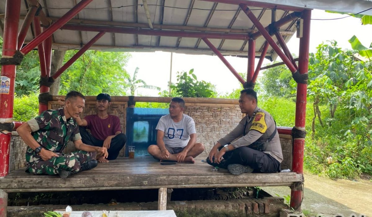 a4439d0f-8c0e-4c26-a9a8-c907d2fcd890