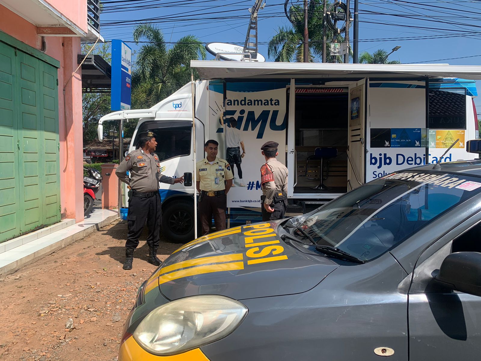 b54ae58f-08a8-4734-af96-e3c48d3528a8