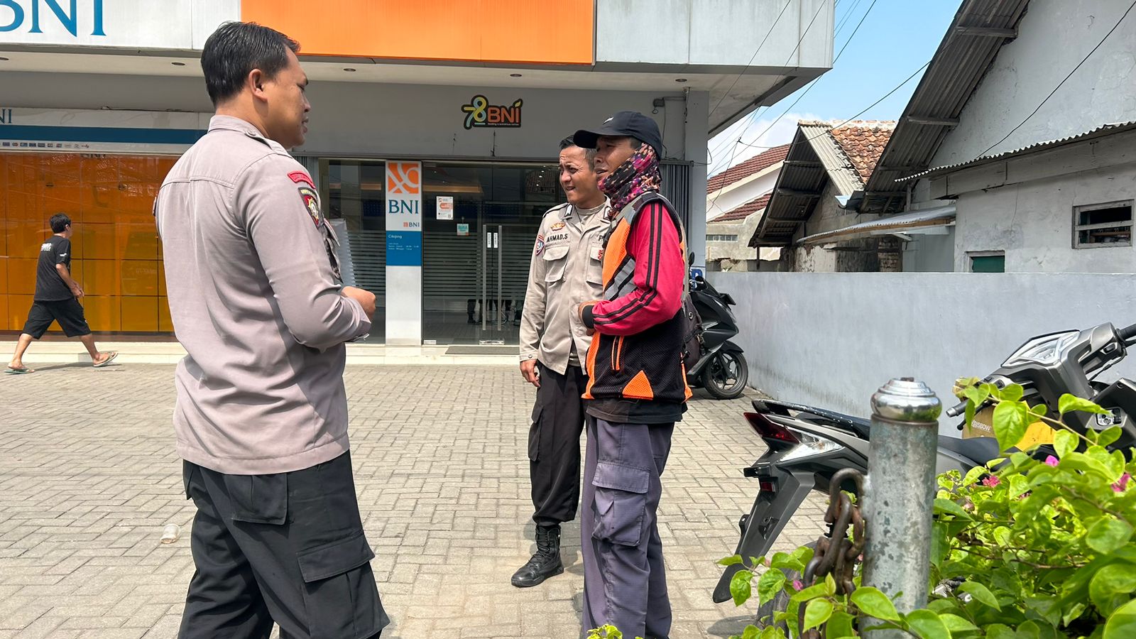 10bdbd56-316e-4fd1-b99d-29c09089c5bd