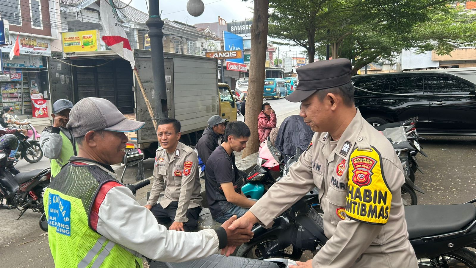 3cf231c7-e0f7-4f37-9562-caef2cffc5b8