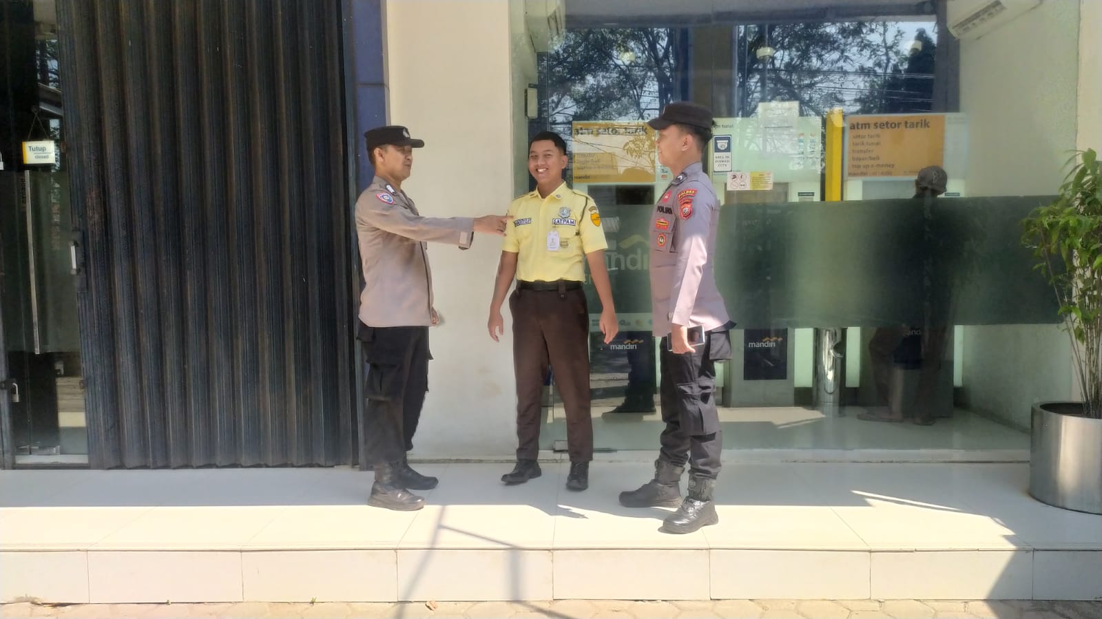 d3ee19ce-ae3e-42a9-a10c-0f1da7b66207