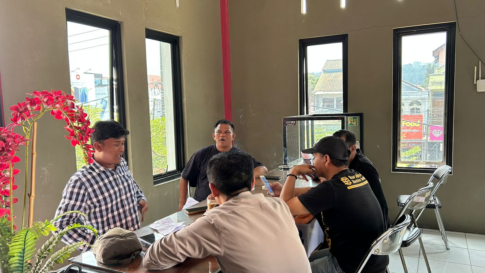 9c40e852-4e4a-48d9-bc66-a6f7c13624b0