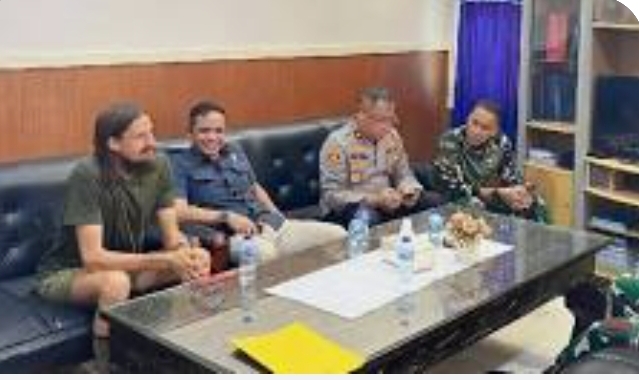 Screenshot_2024-09-21-21-41-37-756_com.google.android.googlequicksearchbox-edit