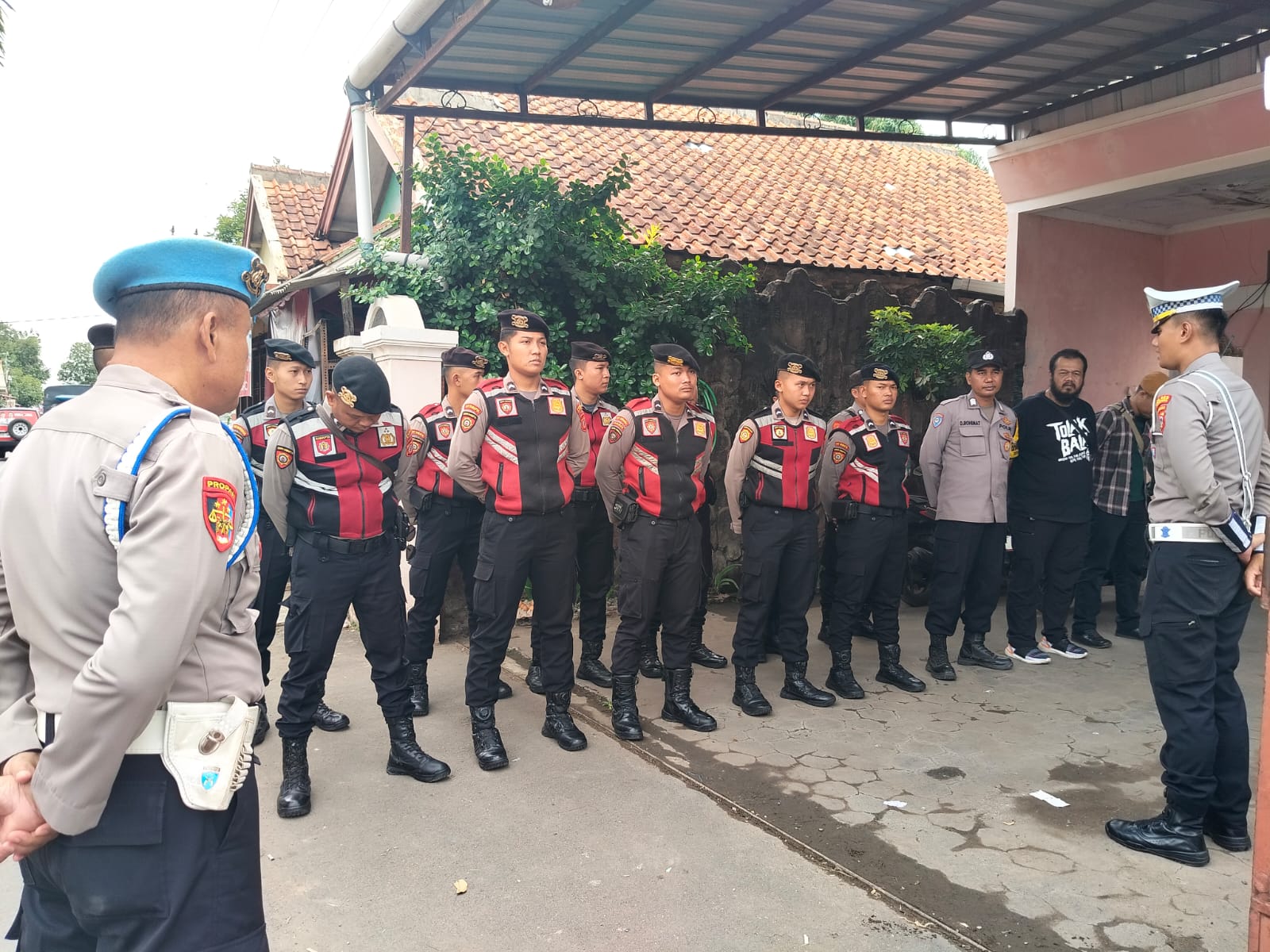 2ce1ebfe-ede3-4a89-a311-664b09215b16