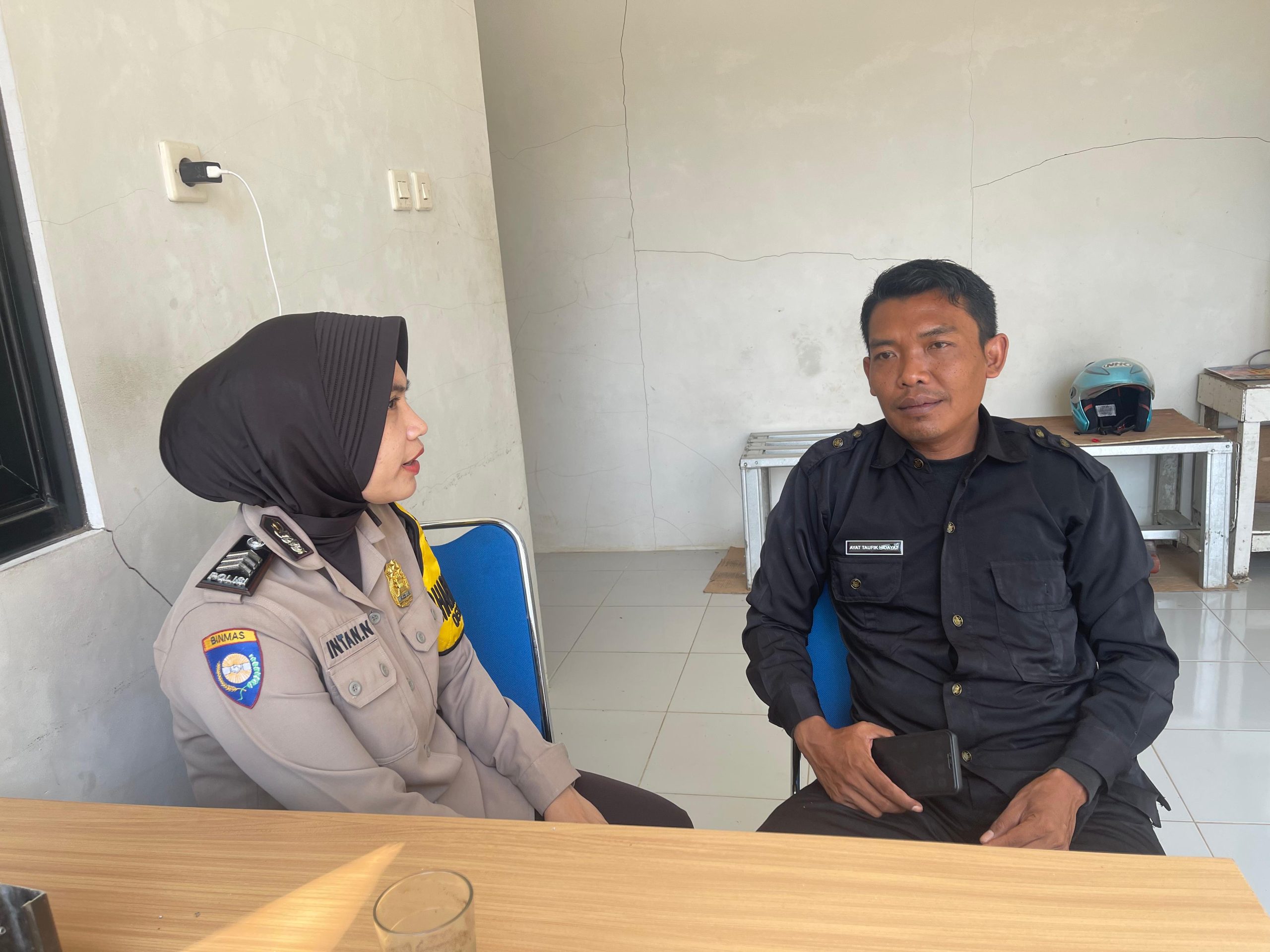 9ac7451f-84a3-42b5-b43b-a4fae726d4a1