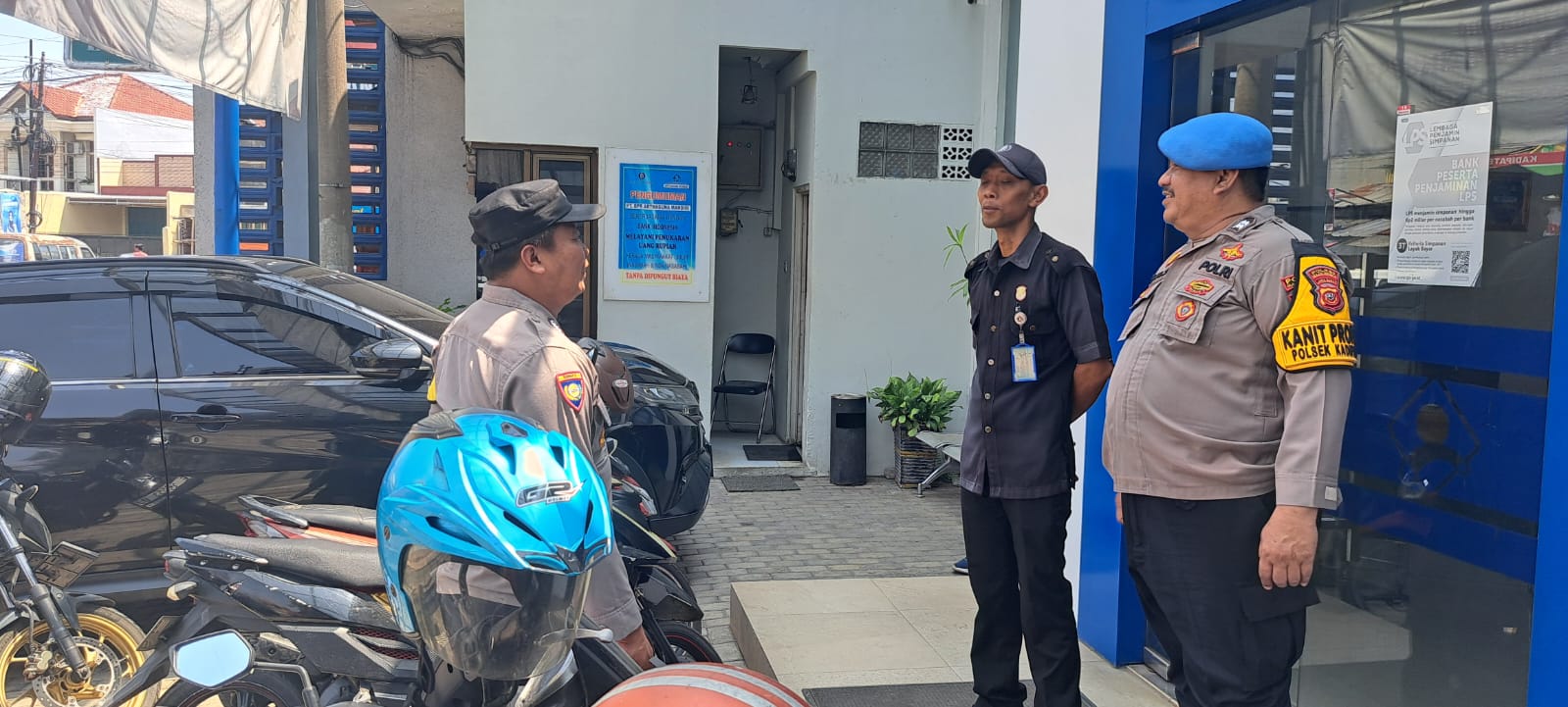 e63e0fd9-60b4-4bf0-8362-0234e89b22b7